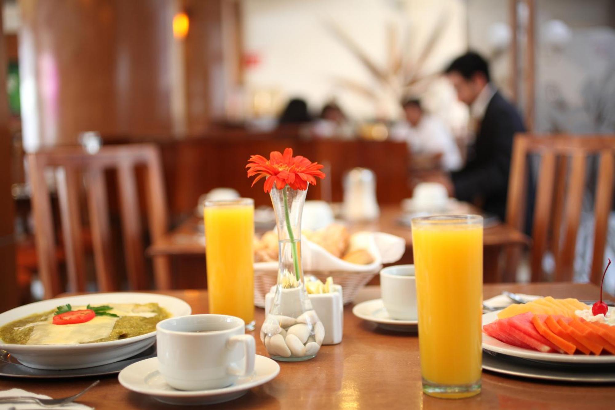 Hotel Emily Pachuca Εξωτερικό φωτογραφία