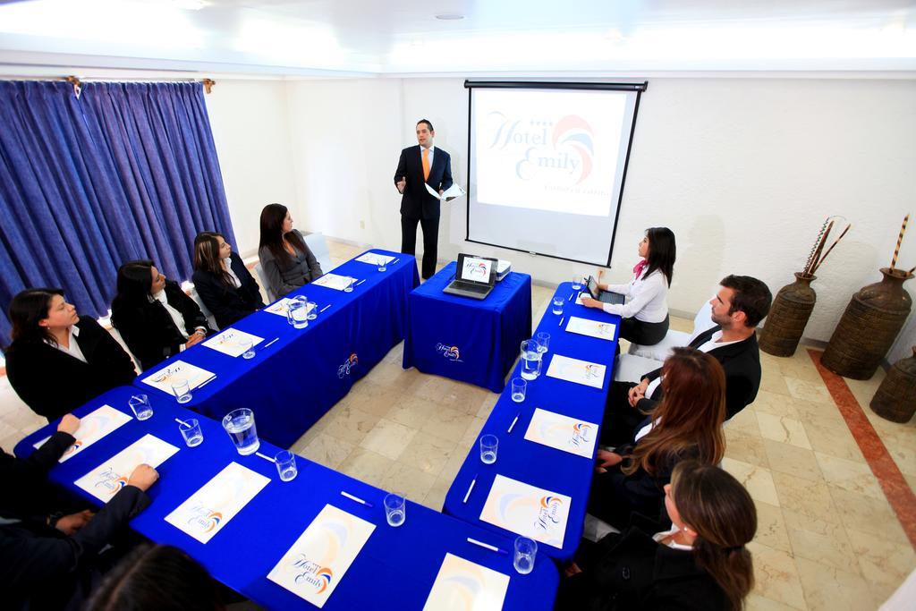 Hotel Emily Pachuca Εξωτερικό φωτογραφία